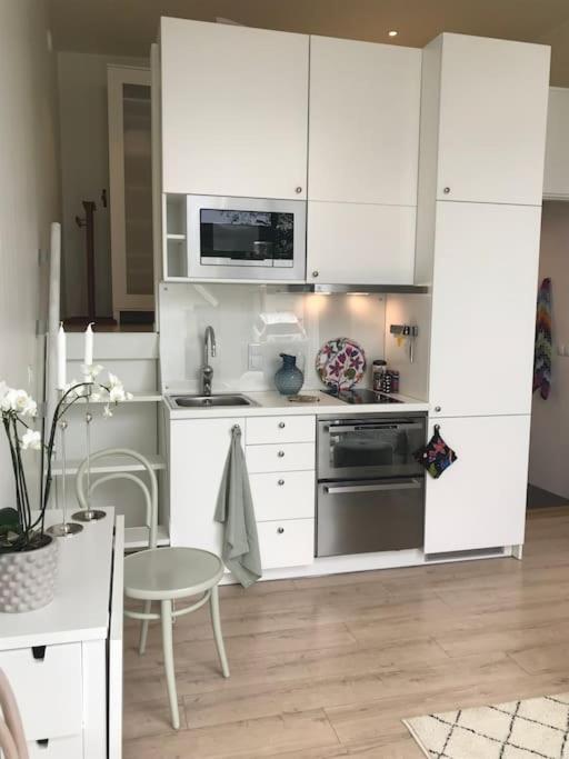 Lägenhet Eget Hus I Oergryte. Goeteborgs Baesta Laege! Göteborg